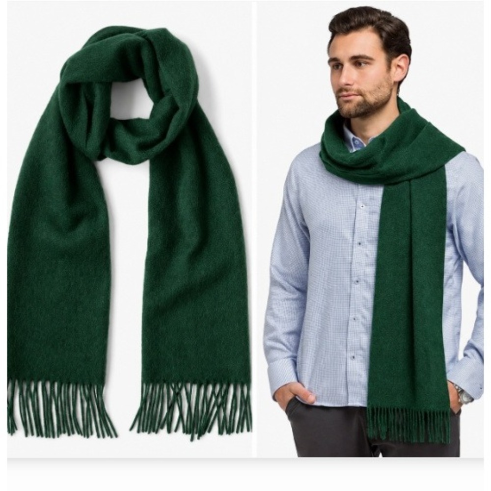 NWT Club Room Luxury Scarf Men's One Size Dark Green 100% Cashmere Solid Knit